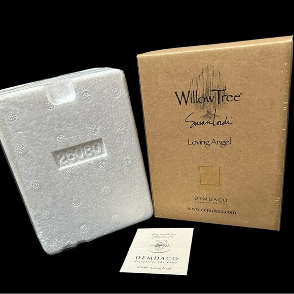 Willow Tree “Loving Angel” Sculpted Hand-Painted Figure 5.5” - Picture 6 of 7